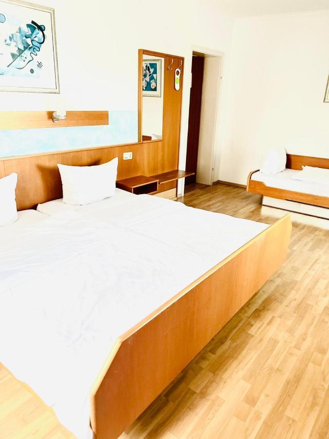 Mc Hotel Karlsruhe Eksteriør billede