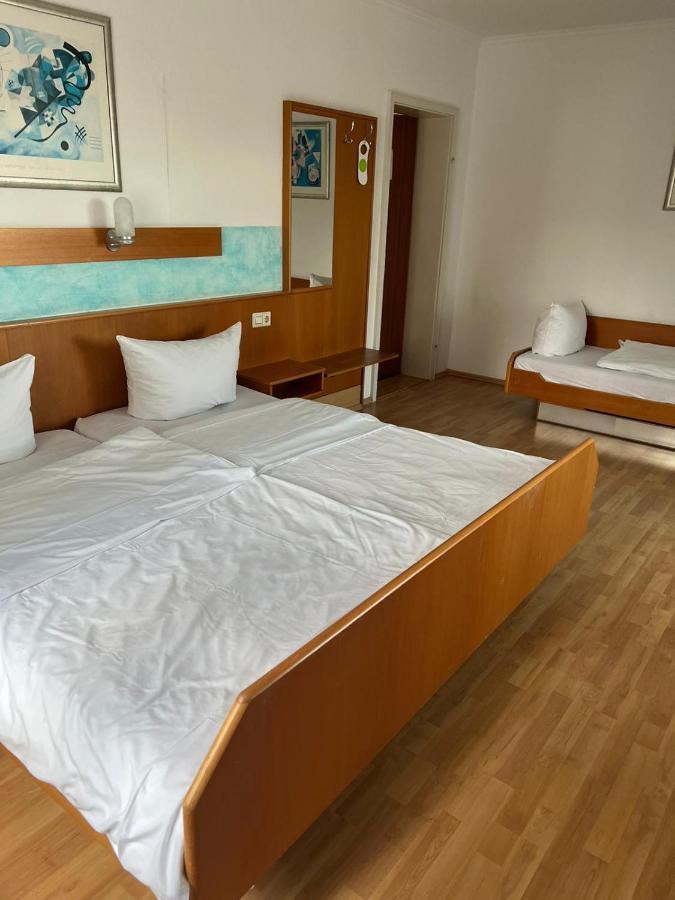 Mc Hotel Karlsruhe Eksteriør billede